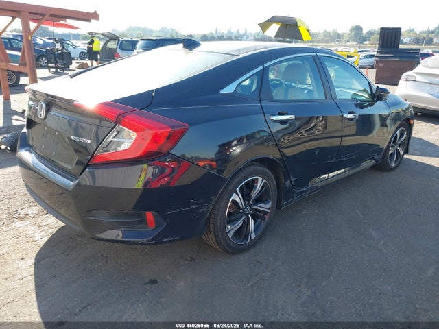 Honda Civic Touring 2016 19XFC1F96GE213775 Image 4
