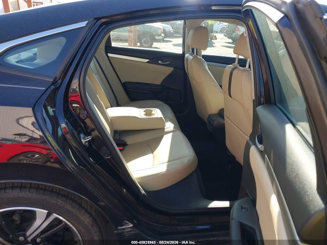Honda Civic Touring 2016 19XFC1F96GE213775 Image 8