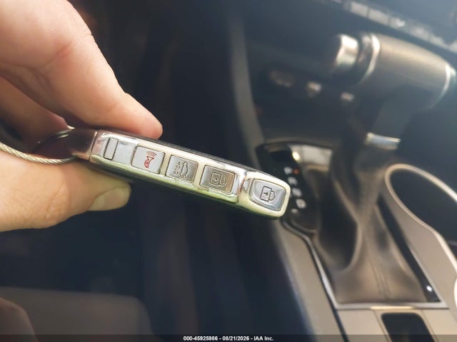Продажа на аукционе авто 2021 Kia K5 Lxs, vin: 5XXG14J20MG011121, номер лота: 45925986