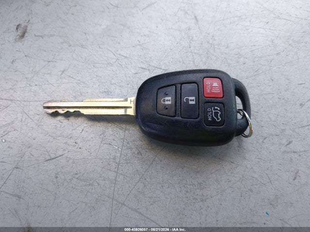 2T3WFREVXGW293400 Toyota Rav4 Xle