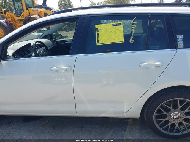 Продажа на аукционе авто 2015 Volkswagen Golf Sportwagen Tdi Se 4-door, vin: 3VWFA7AU4FM513790, номер лота: 45926096