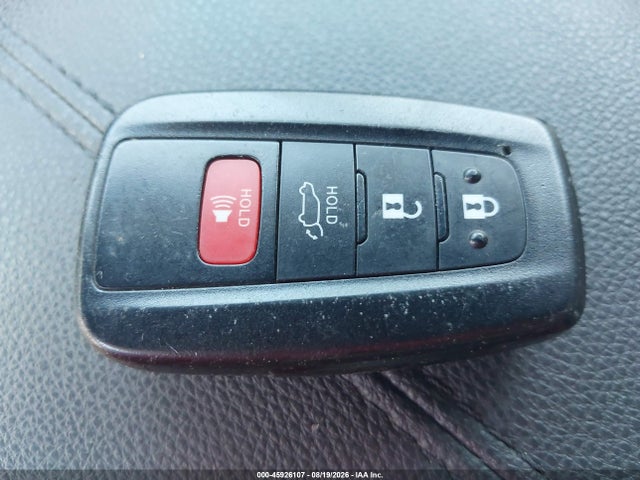 Toyota Rav4 Xle Premium 2019 JTMA1RFVXKD516077 Image 11