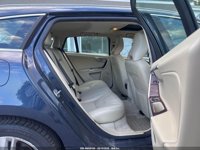 Продажа на аукционе авто 2015 Volvo V60 T5 Premier, vin: YV140MEK6F1254733, номер лота: 45926108