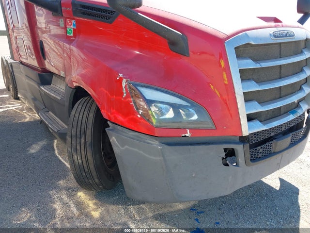 Продажа на аукционе авто 2020 Freightliner New Cascadia 126, vin: 1FUJHHDR9LLLN2171, номер лота: 45926139