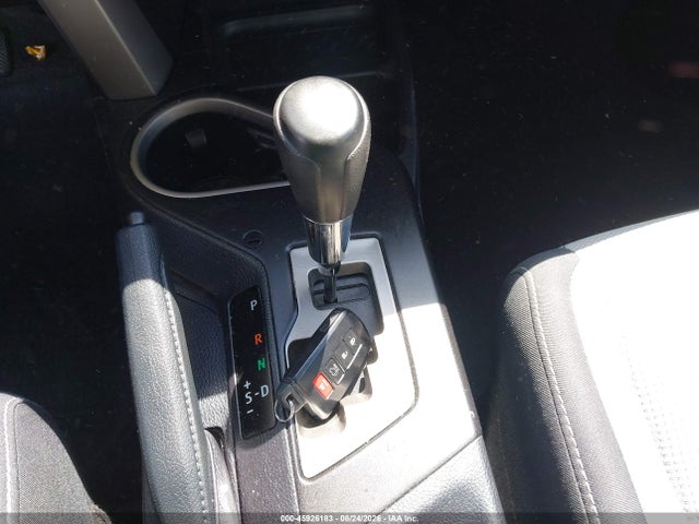 Toyota Rav4 Xle 2018 2T3WFREV1JW425886 Image 11
