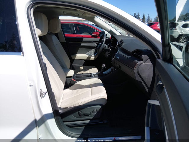 2022 Audi Q3 Premium Plus 45 Tfsi S Line Quattro Tiptronic მანქანა იყიდება აუქციონზე, vin: WA1EECF39N1123673, აუქციონის ნომერი: 45926188