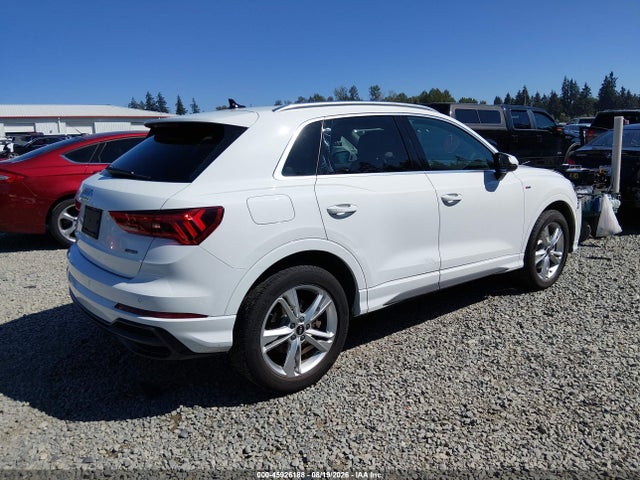 2022 Audi Q3 Premium Plus 45 Tfsi S Line Quattro Tiptronic მანქანა იყიდება აუქციონზე, vin: WA1EECF39N1123673, აუქციონის ნომერი: 45926188