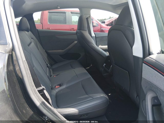 Продаж на аукціоні авто 2026 Tesla Model Y All-wheel Drive/long Range Launch Series/premium All-wheel Drive, vin: 7SAYGDEE2TA488402, номер лоту: 45926212