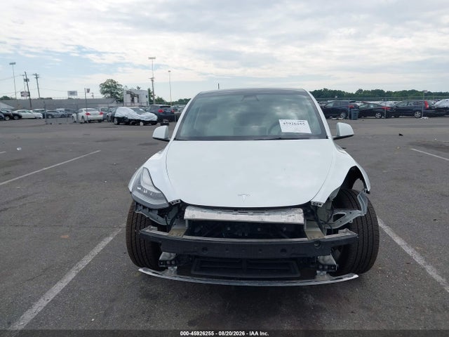 2021 Tesla Model Y Long Range Dual Motor All-wheel Drive მანქანა იყიდება აუქციონზე, vin: 5YJYGAEE0MF189197, აუქციონის ნომერი: 45926255