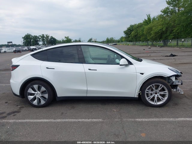2021 Tesla Model Y Long Range Dual Motor All-wheel Drive მანქანა იყიდება აუქციონზე, vin: 5YJYGAEE0MF189197, აუქციონის ნომერი: 45926255