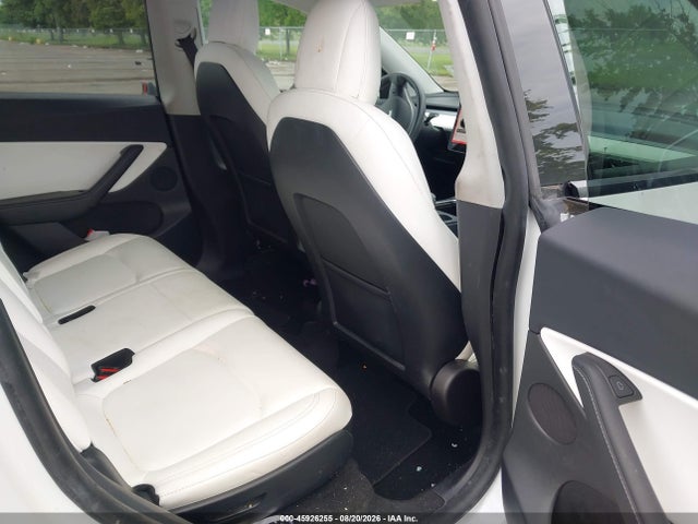 2021 Tesla Model Y Long Range Dual Motor All-wheel Drive მანქანა იყიდება აუქციონზე, vin: 5YJYGAEE0MF189197, აუქციონის ნომერი: 45926255