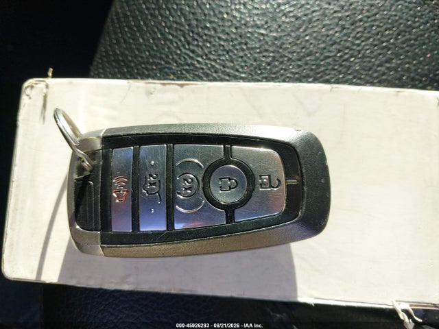 Продажа на аукционе авто 2020 Ford Expedition Xlt, vin: 1FMJU1JT1LEA77762, номер лота: 45926283