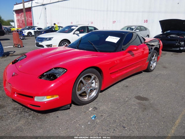 45926294 :رقم المزاد ، 1G1YY22G525113992 vin ، 2002 Chevrolet Corvette مزاد بيع