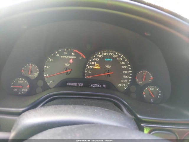 45926294 :رقم المزاد ، 1G1YY22G525113992 vin ، 2002 Chevrolet Corvette مزاد بيع