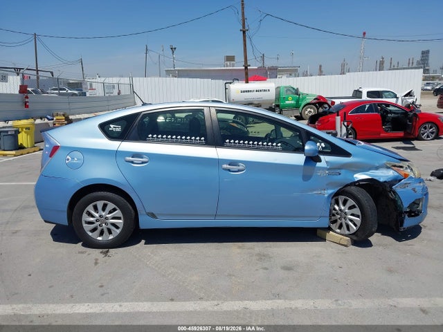 Продажа на аукционе авто 2012 Toyota Prius Plug-in, vin: JTDKN3DP0C3016186, номер лота: 45926307