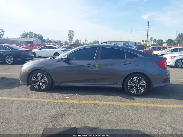 45926318 :رقم المزاد ، 2HGFC1F78HH651865 vin ، 2017 Honda Civic Ex-l مزاد بيع