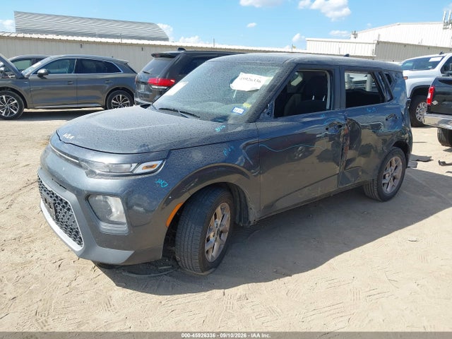 2022 Kia Soul Lx მანქანა იყიდება აუქციონზე, vin: KNDJ23AU9N7833652, აუქციონის ნომერი: 45926336