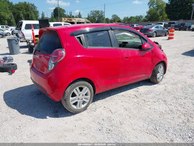 Chevrolet Spark 1lt Auto 2014 KL8CD6S90EC465487 Image 4