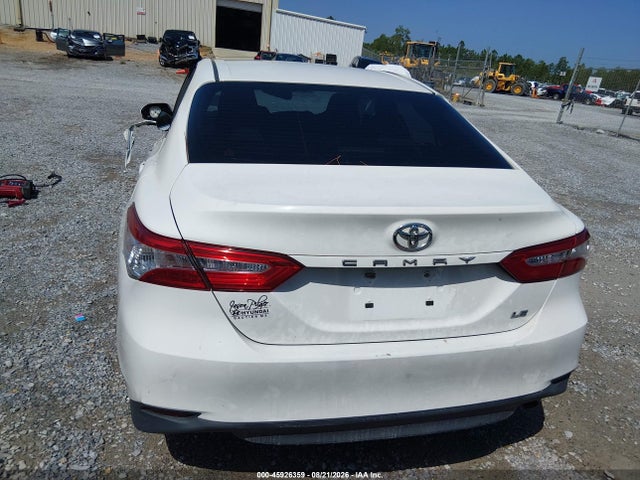 Toyota CAMRY LE 2018 JTNB11HK3J3010633 Image 16