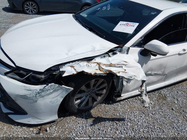 Toyota CAMRY LE 2018 JTNB11HK3J3010633 Image 6