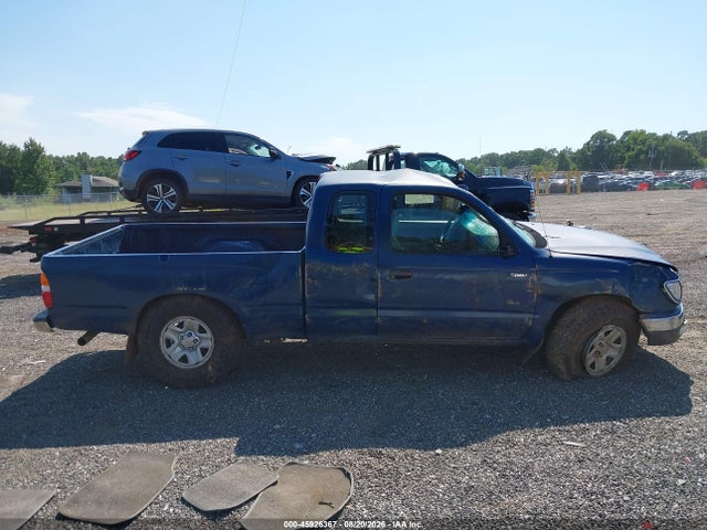 2004 Toyota Tacoma მანქანა იყიდება აუქციონზე, vin: 5TEVL52N74Z450446, აუქციონის ნომერი: 45926367