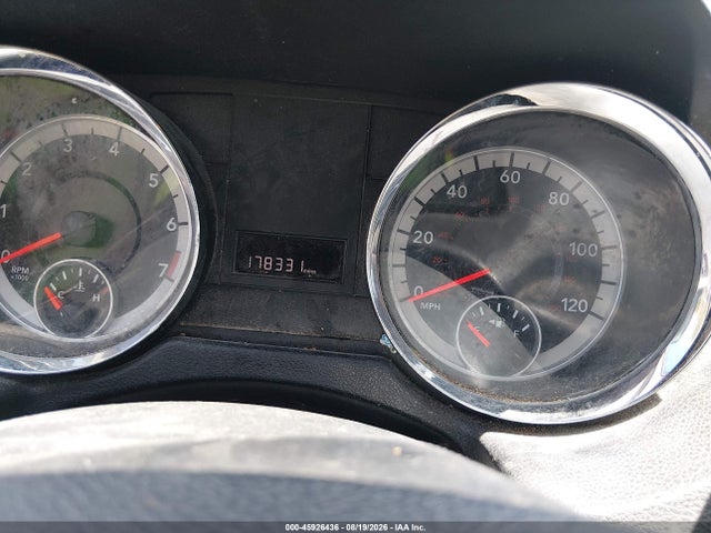 Продажа на аукционе авто 2015 Dodge Grand Caravan American Value Pkg, vin: 2C4RDGBG4FR550007, номер лота: 45926436