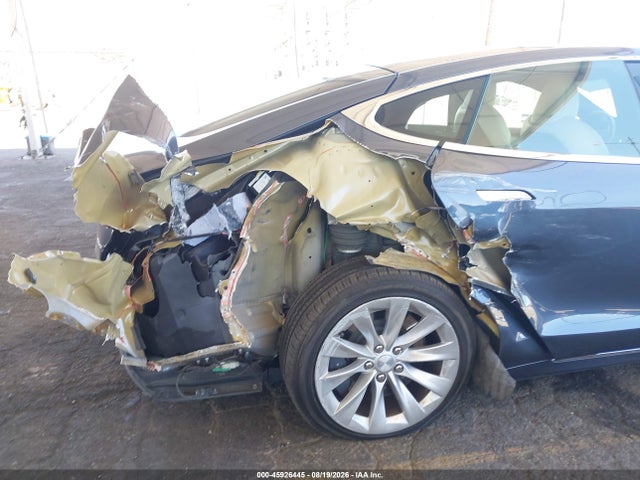 45926445 :رقم المزاد ، 5YJSA1E25LF366404 vin ، 2020 Tesla Model S Long Range Dual Motor All-wheel Drive/long Range Plus Dual Motor All-wheel Drive مزاد بيع