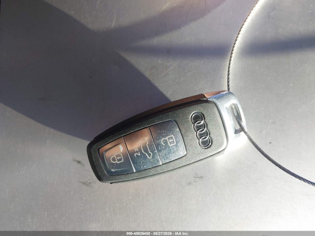 2024 Audi Q4 E-tron Premium Plus 55 Quattro მანქანა იყიდება აუქციონზე, vin: WA1LUBFZ1RP046714, აუქციონის ნომერი: 45926450