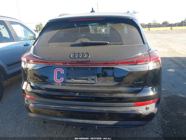 2024 Audi Q4 E-tron Premium Plus 55 Quattro მანქანა იყიდება აუქციონზე, vin: WA1LUBFZ1RP046714, აუქციონის ნომერი: 45926450