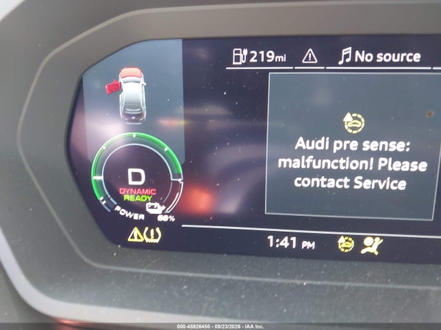 2024 Audi Q4 E-tron Premium Plus 55 Quattro მანქანა იყიდება აუქციონზე, vin: WA1LUBFZ1RP046714, აუქციონის ნომერი: 45926450