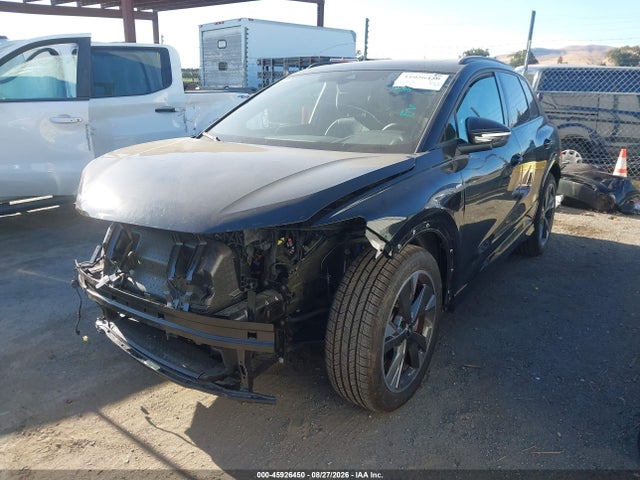 2024 Audi Q4 E-tron Premium Plus 55 Quattro მანქანა იყიდება აუქციონზე, vin: WA1LUBFZ1RP046714, აუქციონის ნომერი: 45926450