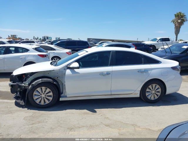 Продажа на аукционе авто 2017 Hyundai Sonata Hybrid Se, vin: KMHE24L34HA066372, номер лота: 45926517