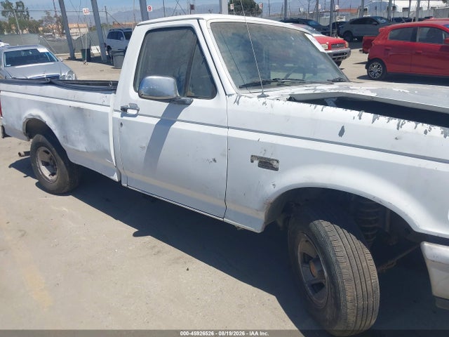 45926526 :رقم المزاد ، 1FTDF15Y4NLA03090 vin ، 1992 Ford F150 مزاد بيع