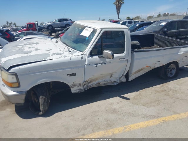 45926526 :رقم المزاد ، 1FTDF15Y4NLA03090 vin ، 1992 Ford F150 مزاد بيع