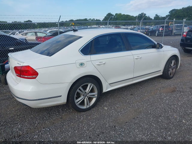 2012 Volkswagen Passat 2.0l Tdi Se მანქანა იყიდება აუქციონზე, vin: 1VWBN7A31CC101799, აუქციონის ნომერი: 45926530