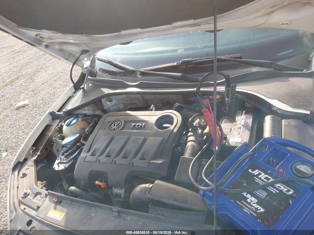 2012 Volkswagen Passat 2.0l Tdi Se მანქანა იყიდება აუქციონზე, vin: 1VWBN7A31CC101799, აუქციონის ნომერი: 45926530