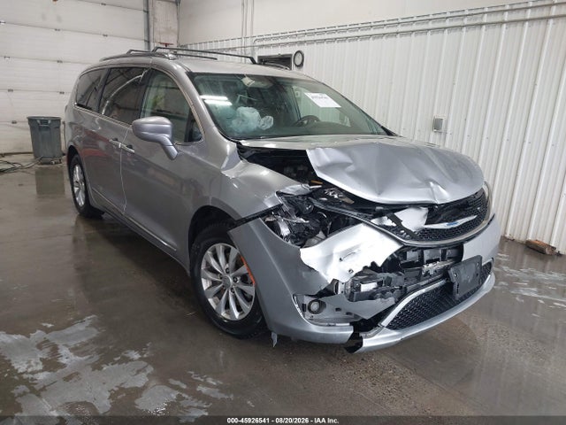 Aukcja sprzedaży 2018 Chrysler Pacifica Touring L, vin: 2C4RC1BG9JR120014, numer aukcji: 45926541