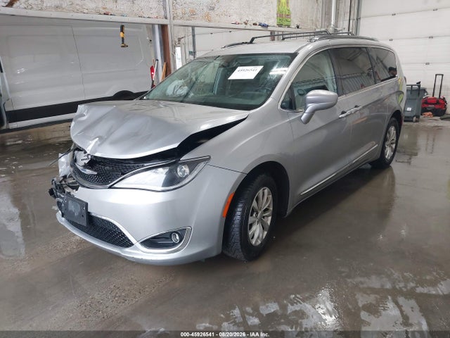 Aukcja sprzedaży 2018 Chrysler Pacifica Touring L, vin: 2C4RC1BG9JR120014, numer aukcji: 45926541