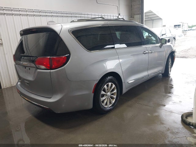 Aukcja sprzedaży 2018 Chrysler Pacifica Touring L, vin: 2C4RC1BG9JR120014, numer aukcji: 45926541