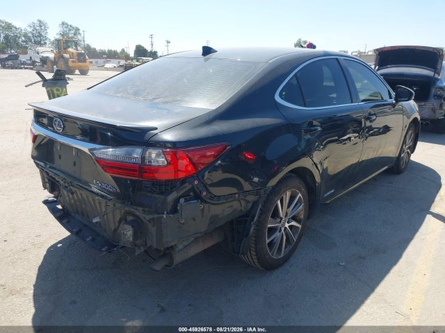 JTHBW1GGXG2102550 Lexus ES 300H