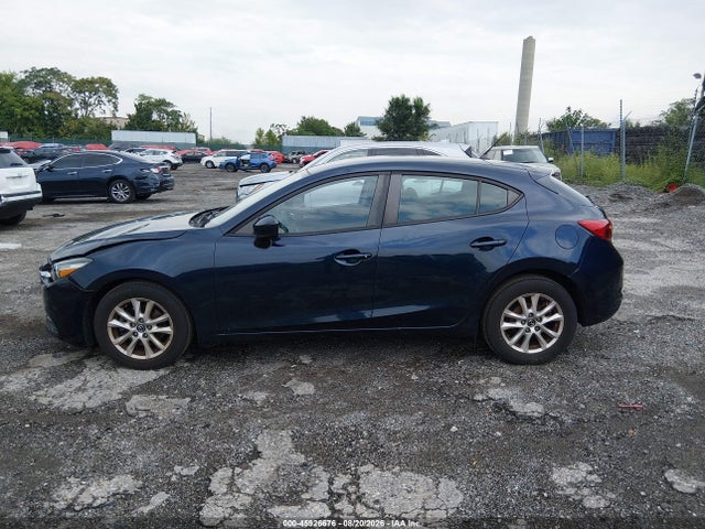 Продажа на аукционе авто 2017 Mazda Mazda3 Sport, vin: 3MZBN1K71HM100754, номер лота: 45926676