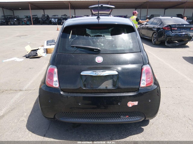45926695 :رقم المزاد ، 3C3CFFGE6HT586237 vin ، 2017 Fiat 500e Battery Electric مزاد بيع