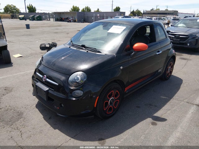 45926695 :رقم المزاد ، 3C3CFFGE6HT586237 vin ، 2017 Fiat 500e Battery Electric مزاد بيع