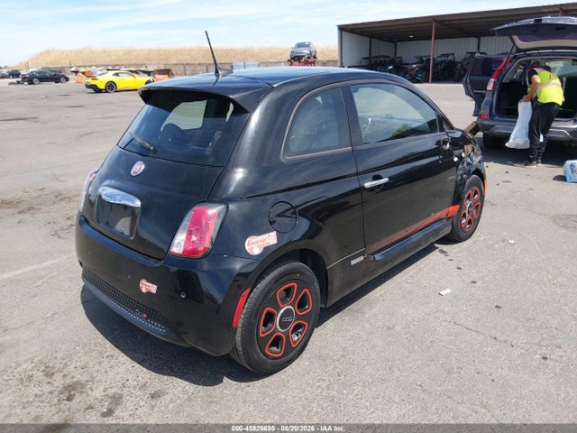 45926695 :رقم المزاد ، 3C3CFFGE6HT586237 vin ، 2017 Fiat 500e Battery Electric مزاد بيع