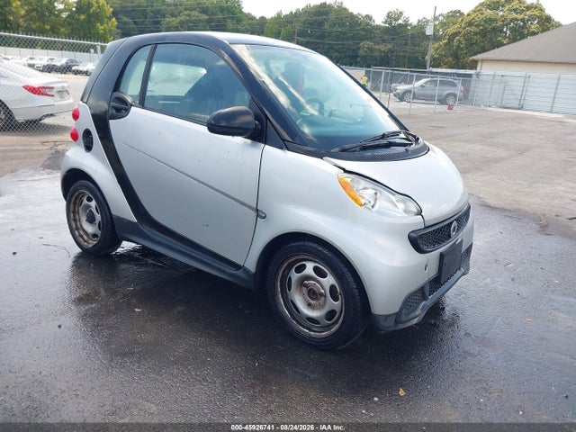 Auction sale of the 2013 Smart Fortwo Pure, vin: WMEEJ3BA3DK677579, lot number: 45926741