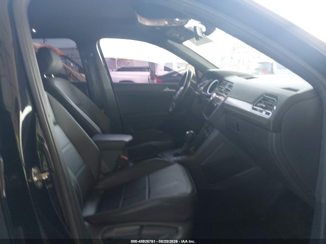 2021 Volkswagen Tiguan 2.0t Se/2.0t Se R-line Black/2.0t Sel მანქანა იყიდება აუქციონზე, vin: 3VV3B7AXXMM035743, აუქციონის ნომერი: 45926761