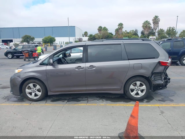 Продажа на аукционе авто 2019 Toyota Sienna Le 8 Passenger, vin: 5TDKZ3DC2KS014938, номер лота: 45926763