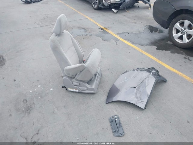 Продажа на аукционе авто 2019 Toyota Sienna Le 8 Passenger, vin: 5TDKZ3DC2KS014938, номер лота: 45926763
