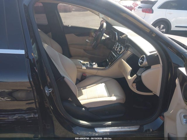 Mercedes-Benz C 300 2019 WDDWF8DB6KR516192 Image 5