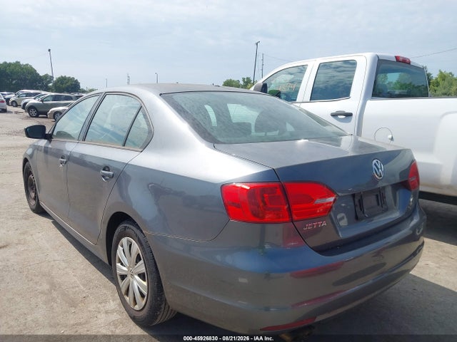 Продаж на аукціоні авто 2014 Volkswagen Jetta 2.0l S, vin: 3VW2K7AJ7EM312126, номер лоту: 45926830